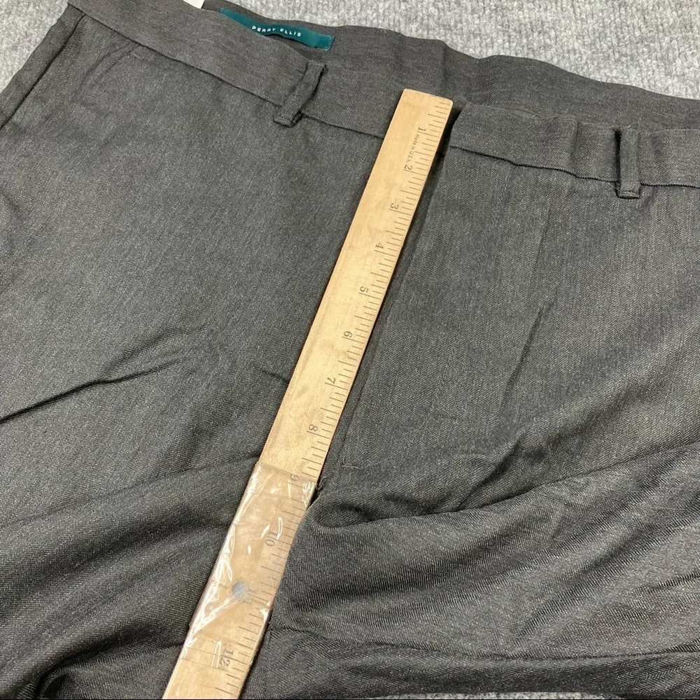 Perry Ellis slim fit slacks/ jeans‎ 36/30